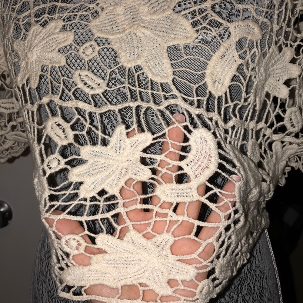 Crop top - Picture 2 of 2